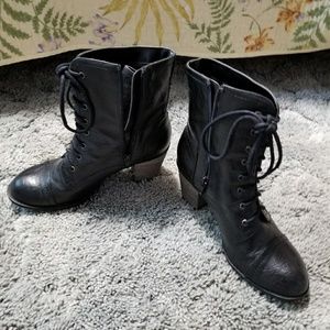 Ladies Boots